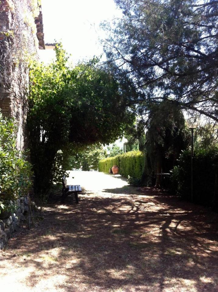 Agriturismo Il Palazzaccio Villa Galliano Exterior foto