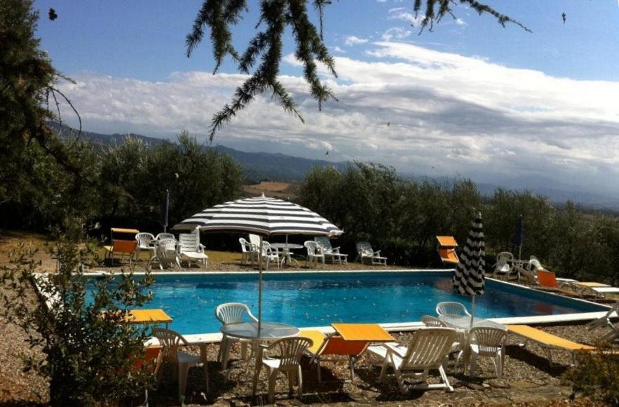 Agriturismo Il Palazzaccio Villa Galliano Exterior foto